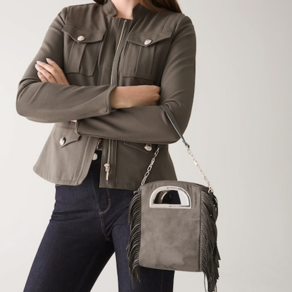 8X HOST PICK!!! Green Fringed Vegan Suede Handbag - Picture 3 of 3